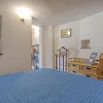 Nyaraló 3 Bedroom Beautiful In Monte Marcello