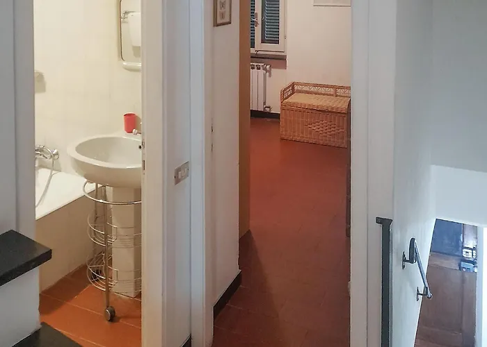 Vakantiehuis 3 Bedroom Stunning In Monte Marcello